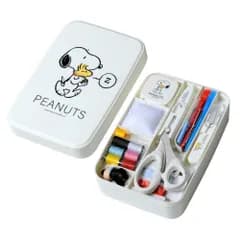 【特価商品】うす型タイプ ホワイト/ミササ 小学校 スヌーピー 男の子 女の子 裁縫道具 裁縫箱 裁縫セット ソーイングボックス ソーイングセット NO8559