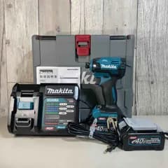 ★マキタ(makita) コードレスインパクトドライバ TD003GRAX  バッテリー2個付属 純正品【戸田店】