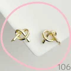 【痛くないイヤリング】No.106  結び目 ゴールド ピアス見え ノンホールピアス風 挟むだけ