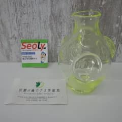 ウランガラス 花器 花瓶 フラワーベース 妖精の森ガラス 色ガラス 黄 中古品