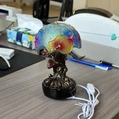 手描き樹脂製きのこランプ USB給電式LED装飾ライト【ユニーク彫刻アート】お祭り雰囲気演出 ホームテーブルオーナメント