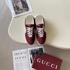 超美品 限定品 限界価格 新品！新品  GUCCI グッチ スニーカー