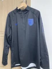 18-19 NIKE イングランド シールドトップ