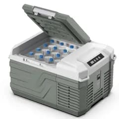 Alpicool 車載冷蔵庫 9L ポータブル冷蔵庫 急速冷凍 小型 -20℃?20℃ 45W省エネ 静音 3WAY電源対応 DC12V/24V AC100V 車載冷蔵冷凍庫 車載家庭両用 固定用穴付き トラック 車中泊 キャンプ アウトドア 現場 日本語ts