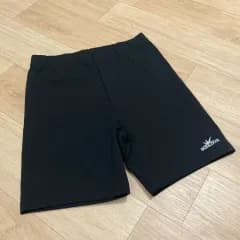 新品 サンLOVE レギンス ブラック // ショーツ パンツ