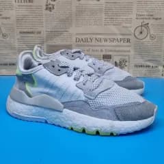 アディダス NIGHTJOGGER スニーカー 23センチ