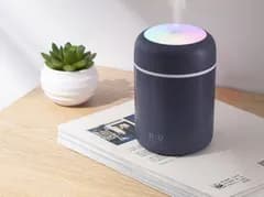 ミニ加湿器　卓上　超音波式　USB式　加湿機 　パワフル　スチーム　LED　ライト付き　ブラック