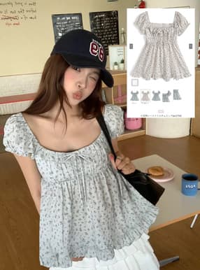 小花柄レースフリルチュニック