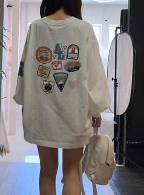 ワッペンロゴロングTシャツ