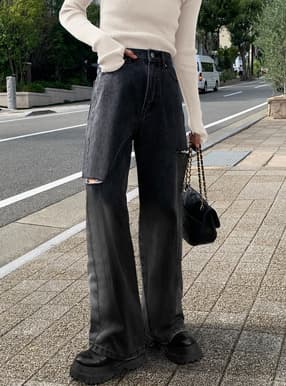 サイドカットストレートデニムパンツ