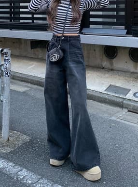 ルーズワイドデニムパンツ