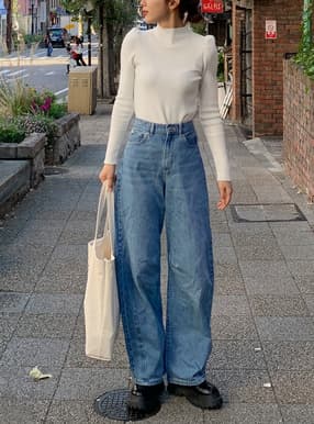 カーブラインデニムパンツ