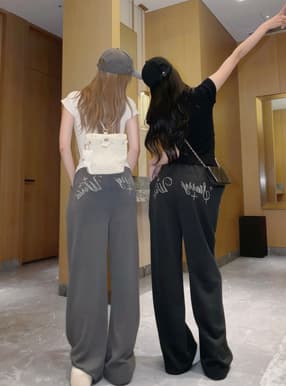 ピグメントバックラインストーンロゴスウェットパンツ