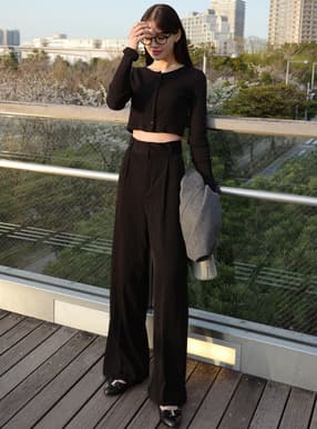 センタープレスワイドタックロングパンツ