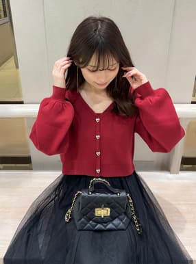 クロップド丈ハートボタンニットカーディガン
