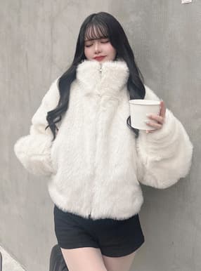 スタンドネックファーブルゾン