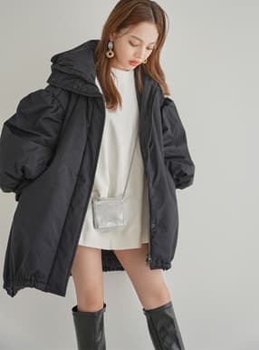 フード付き中綿ダウンモンスターパーカー