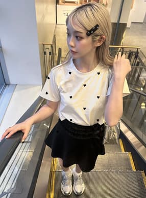 ハート刺繍ショート丈Tシャツ
