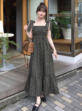 小花柄ショルダーリボンキャミワンピース