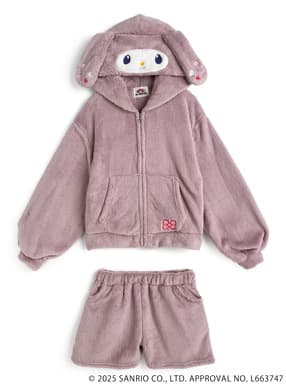 サンリオキャラクターズ　マイメロディフードボアセットアップ