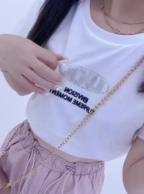 ラインストーンロゴショート丈Tシャツ