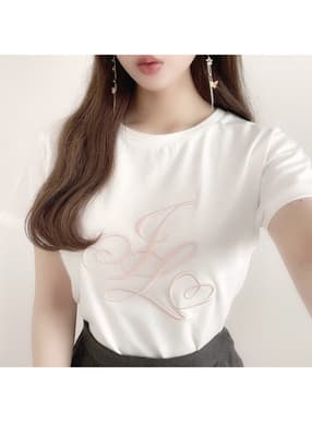 刺繍ロゴTシャツ