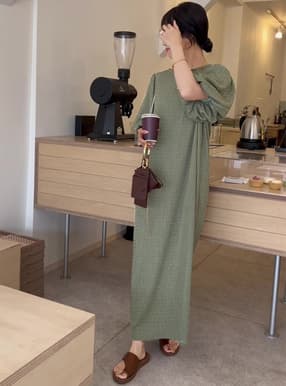 バルーンスリーブワンピース