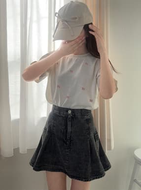 リボン刺繍Tシャツ