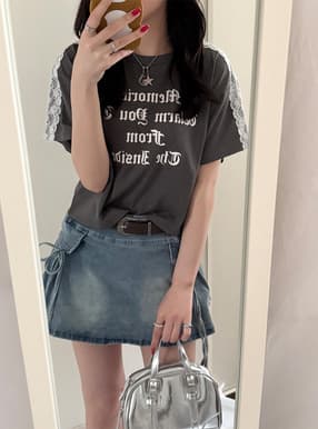 レースロゴTシャツ